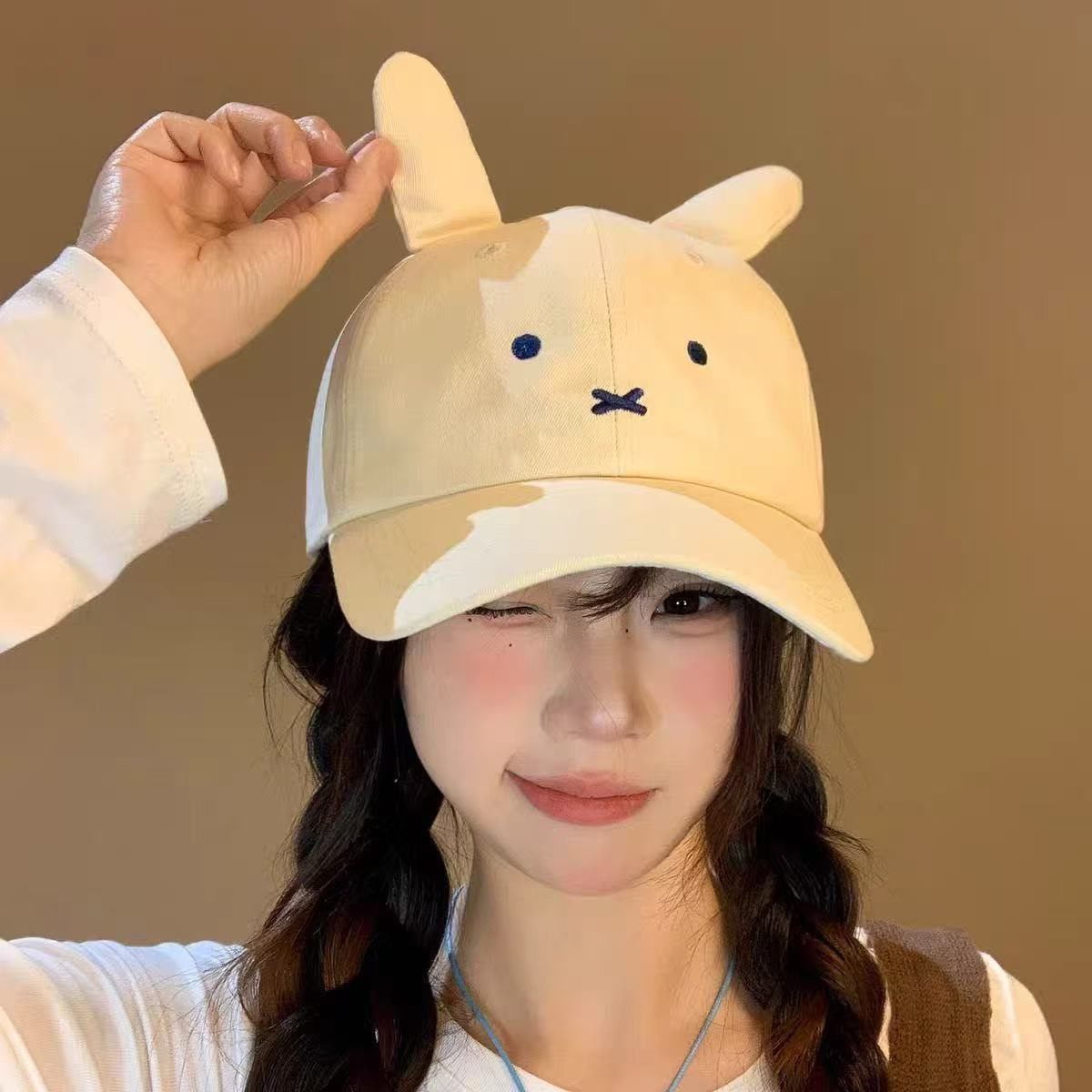 귀여운 미피 토끼 야구 모자, 만화 토끼 3D 귀 자수 - Baseball Cap Fitted 리뷰 및 가격
